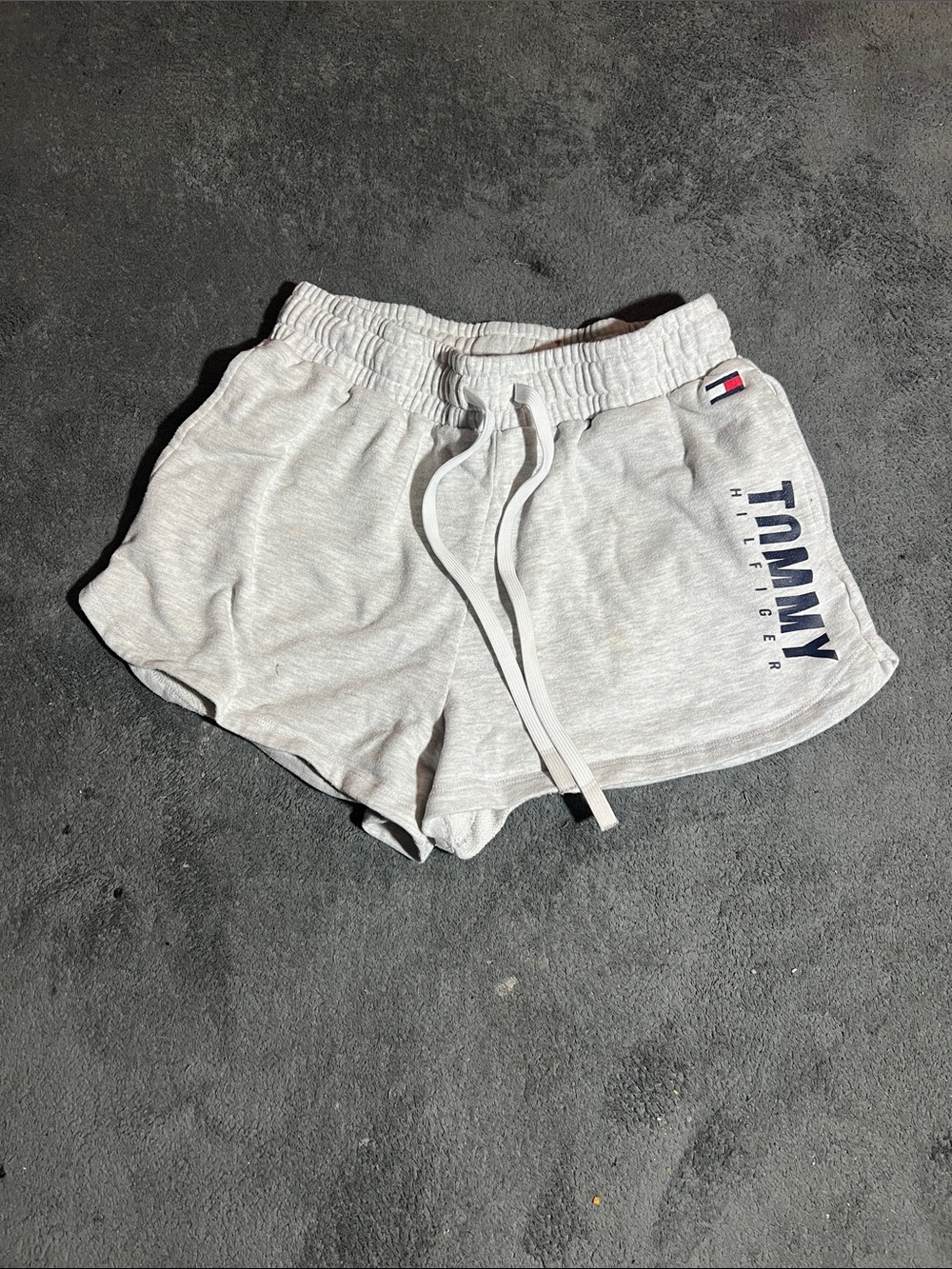 Tommy Hilfiger shorts (S)